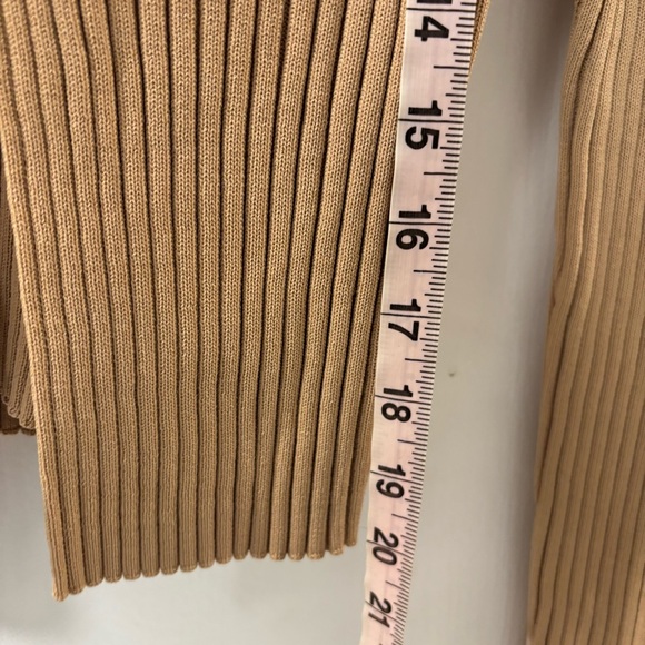 ASTR The Label Tan Ribbed Top Bodycon Faux Twinset Neutral size M - Picture 9 of 10